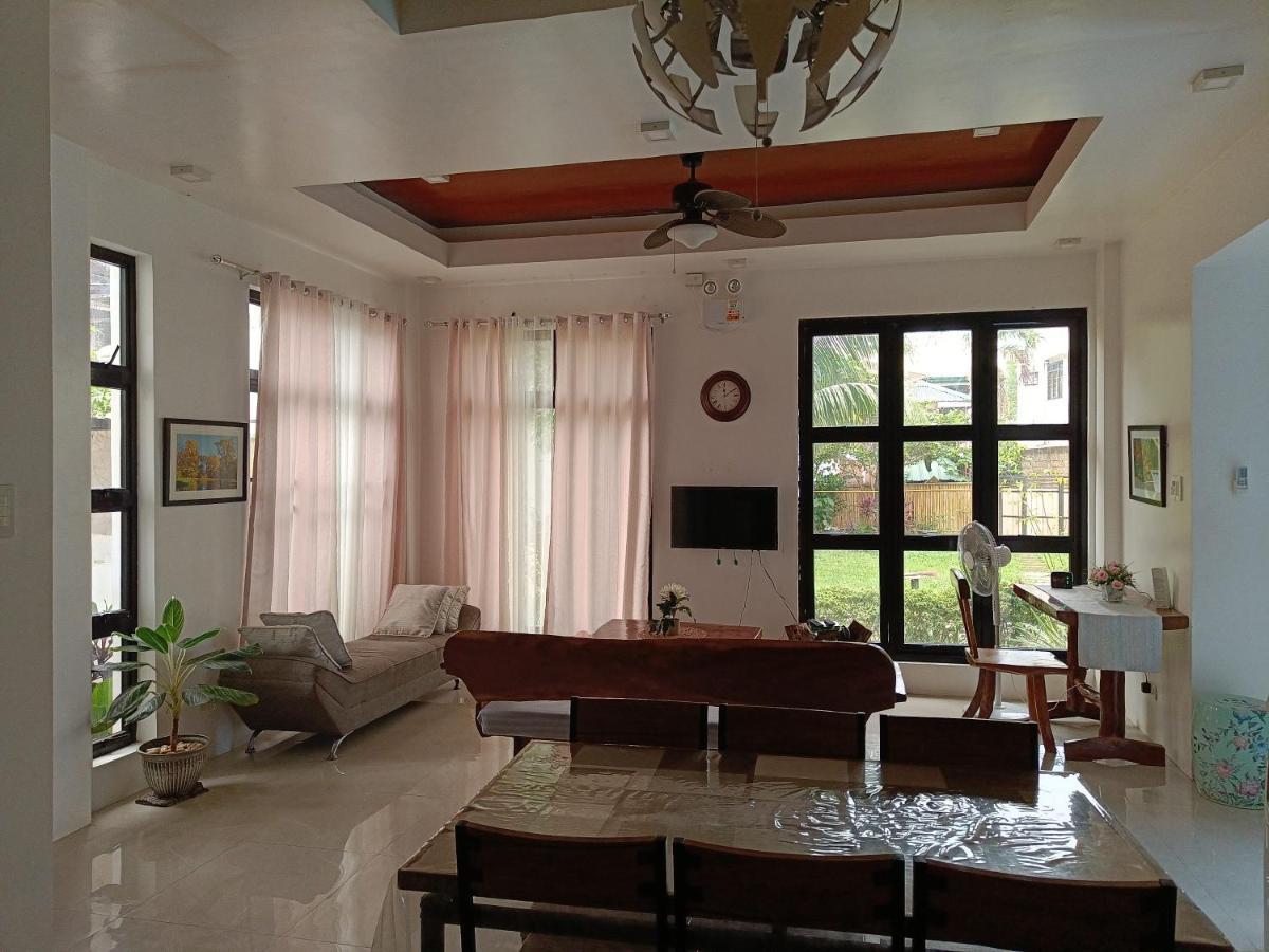 Andrew N Sophia'S Guest House Puerto Princesa Exterior foto